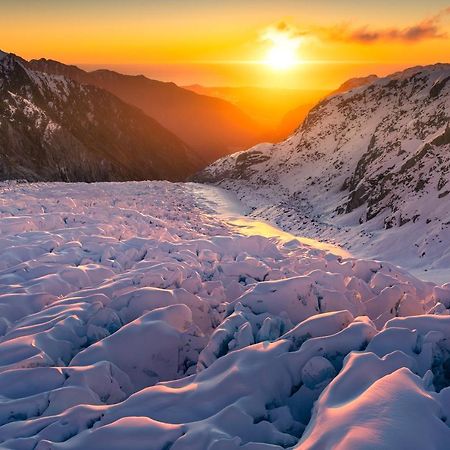 Fox Glacier Jade Hotel المظهر الخارجي الصورة